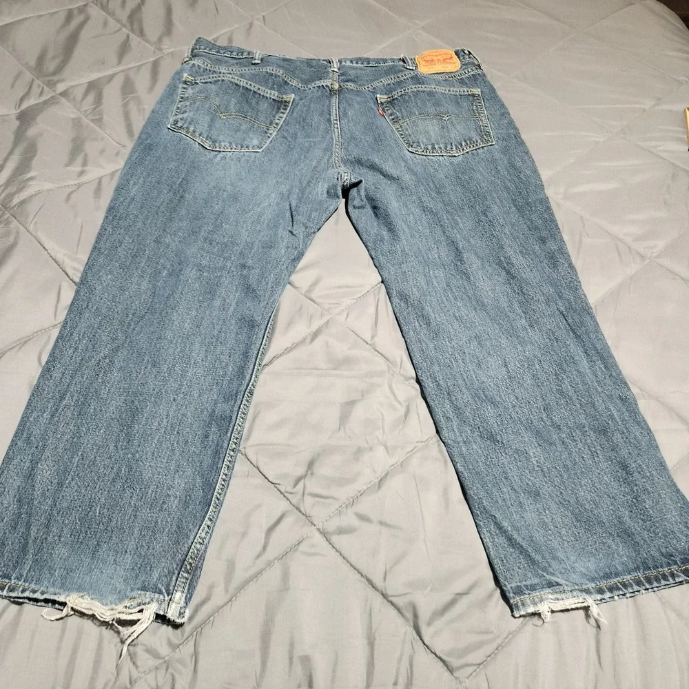Levi's 559 Men's Jeans 46x30 Actual 44x27 Relaxed Straight Blue Denim Raw Hem